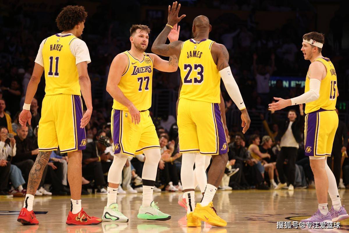 国王杯赛程吃紧，洛杉矶湖人今晚回应争议，质疑声仍在，阵容厚度经受考验