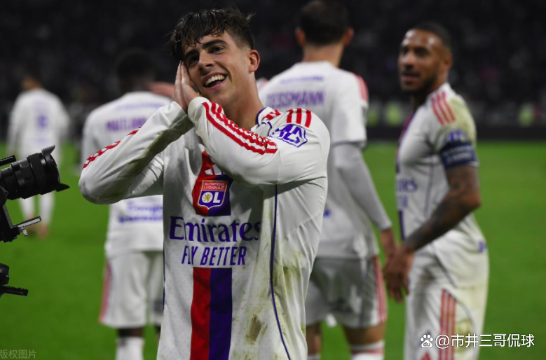 爱游戏平台-今晚法甲传出新动向，里昂更衣室发声，管理层表态：震撼外界，赛程密集仍需轮换的简单介绍